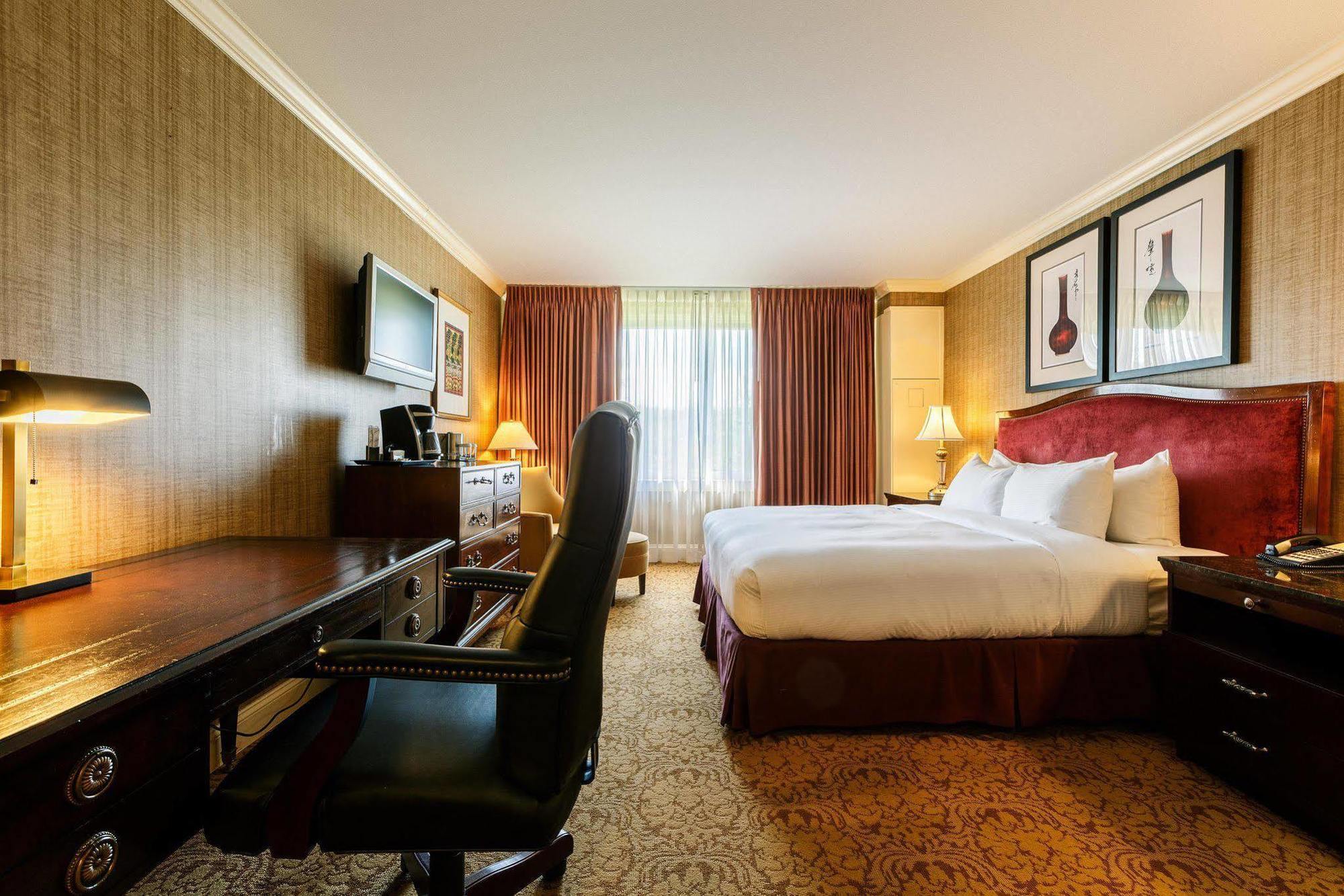 Sleepy Hollow Hotel 3*