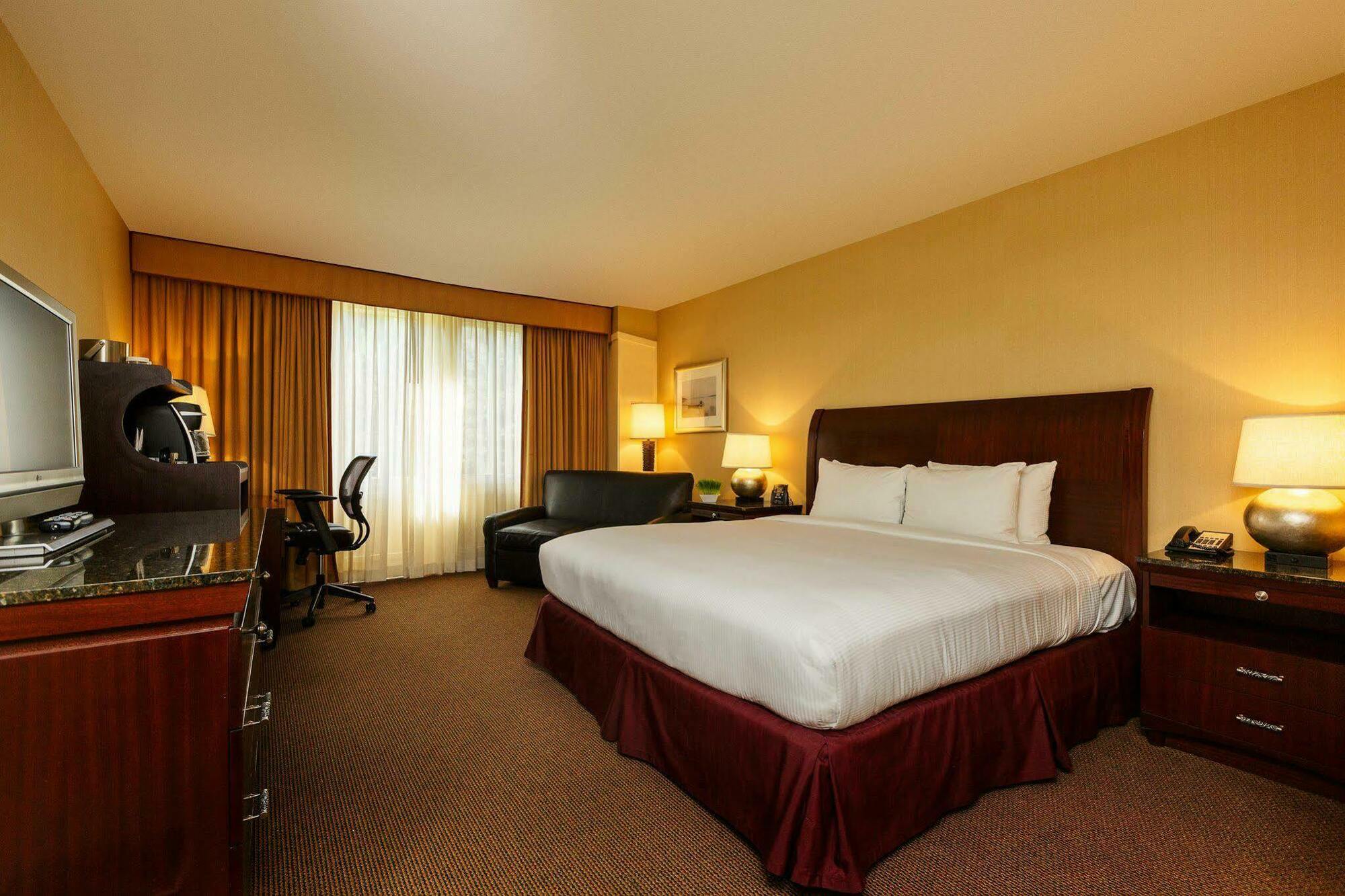 Sleepy Hollow Hotel 3*